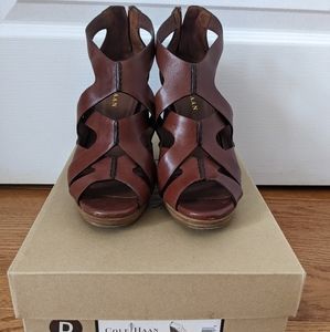 Cole Haan Size 6 Brown Wedges